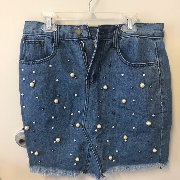 BNWT Skirt - Picture 3 of 5